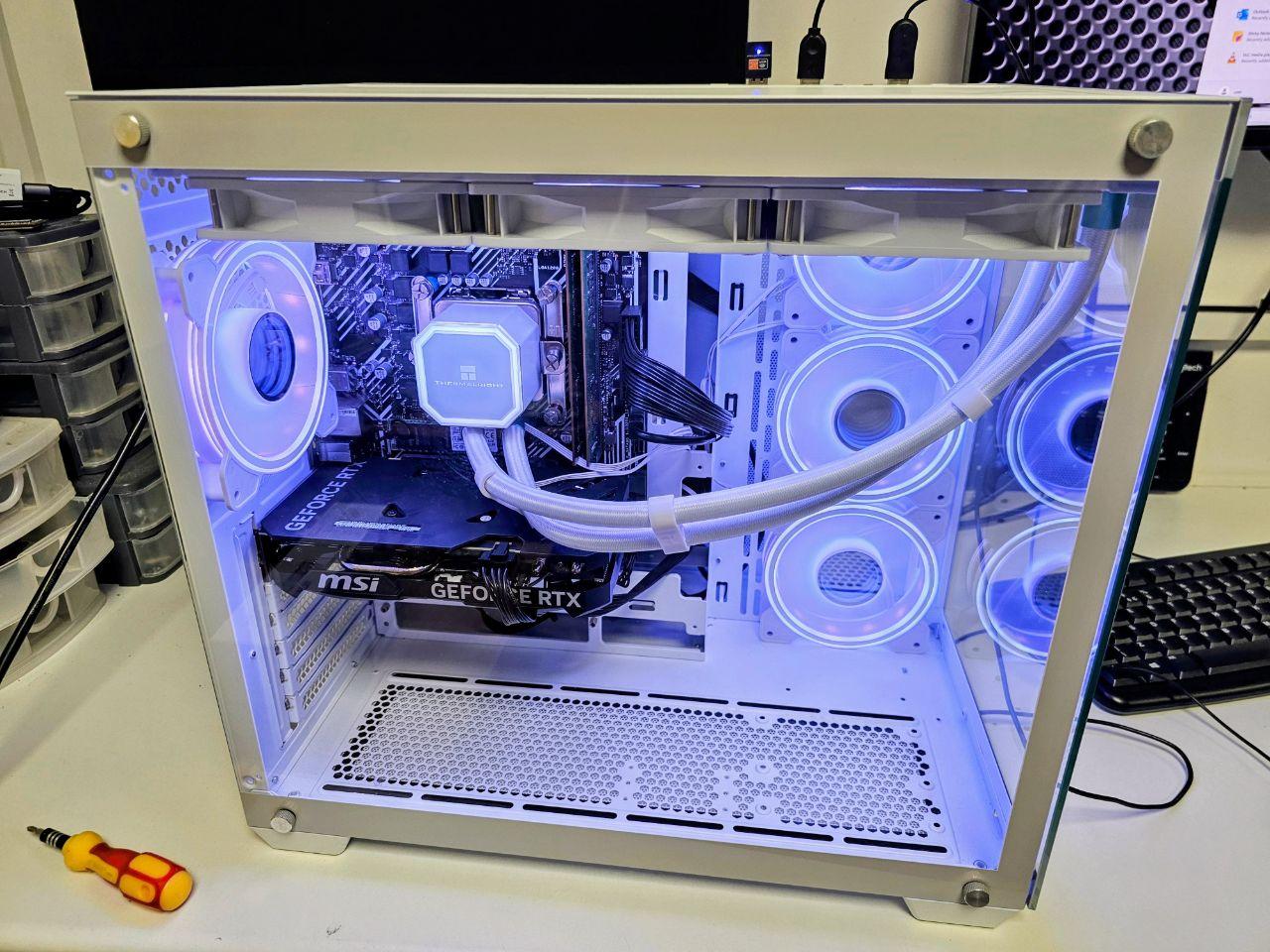 Custom gaming PC build